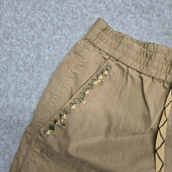 Howler Bros Shorts Mens Medium Beige Chino Elastic Waist Drawstring Outdoor - Picture 3 of 16
